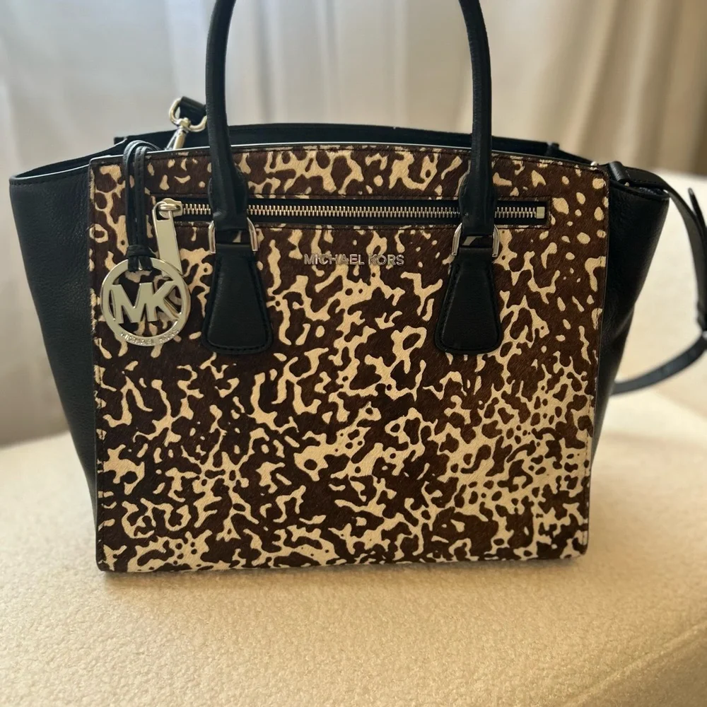 Michael Kors Leopard Print Satchel with Black Accents - Picture 1 of 9